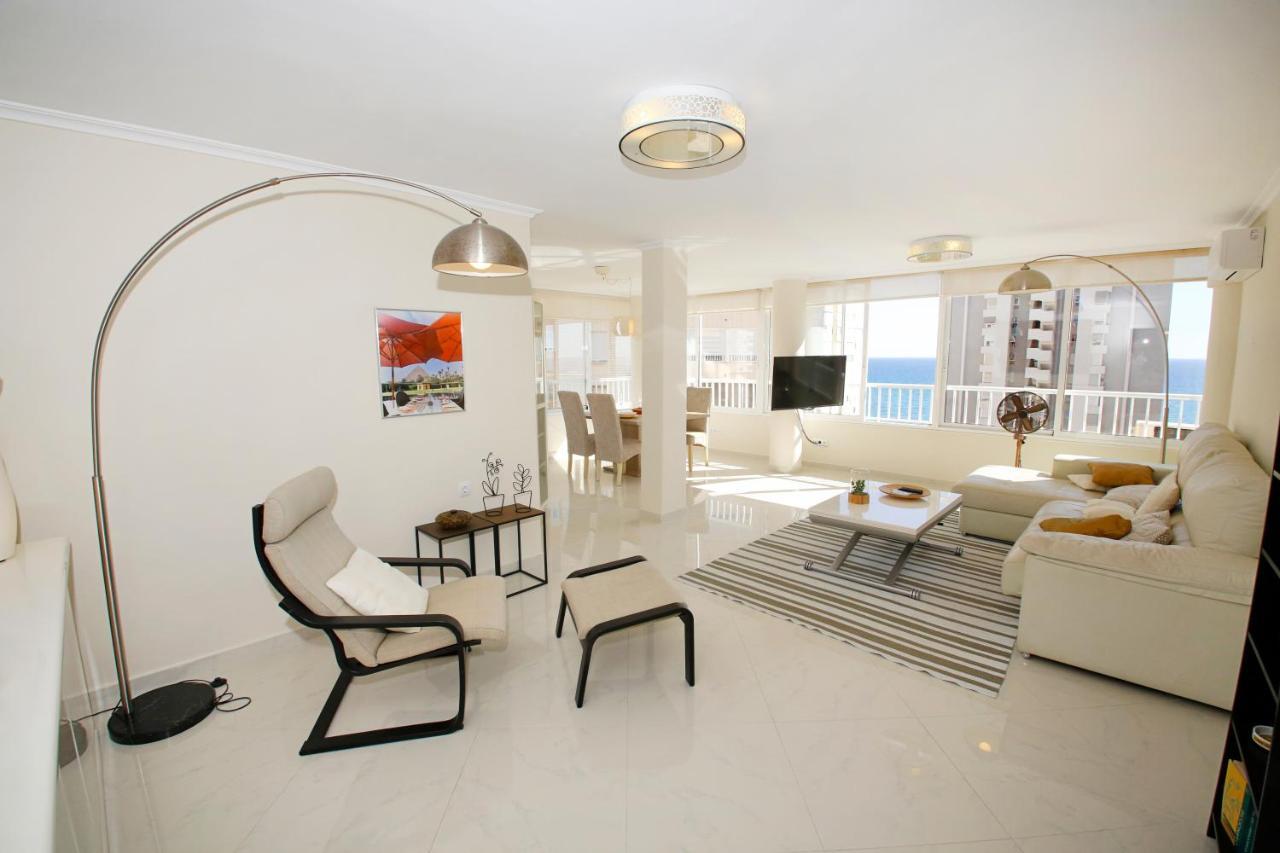 Ferienwohnung In Front Of The Sea With Ac And Pool Alicante Exterior foto