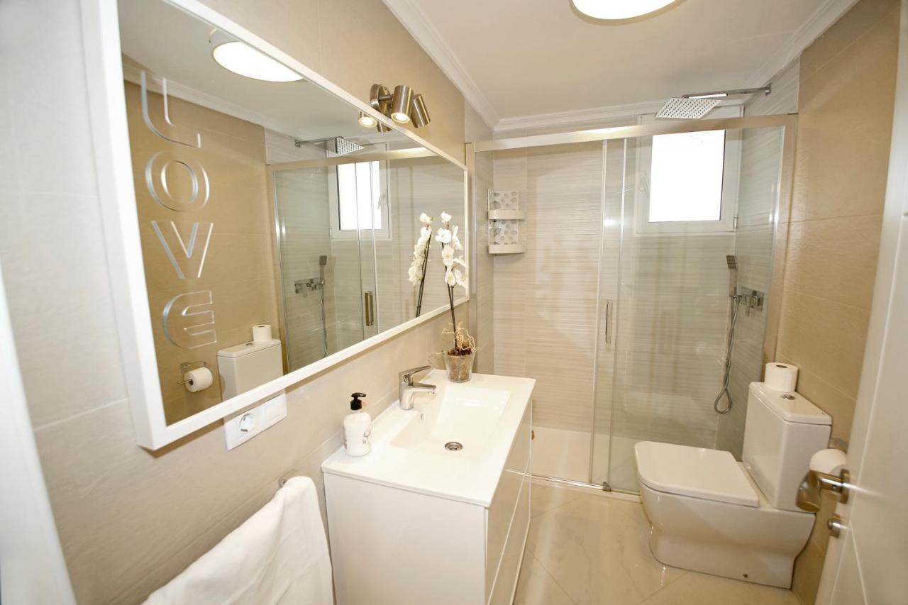 Ferienwohnung In Front Of The Sea With Ac And Pool Alicante Exterior foto